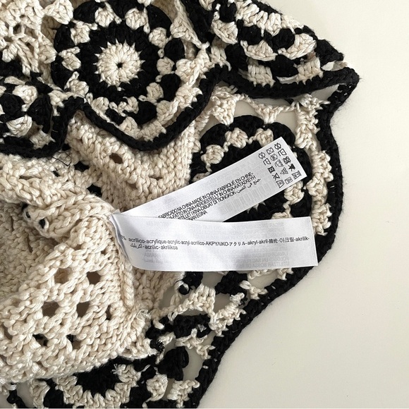 Zara Floral Crochet Crop Top in Ecru and Black - Picture 10 of 10